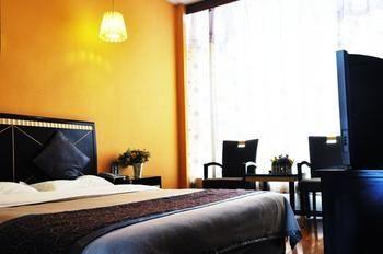 Chengdu Thanks Giving Hotel CTU Екстериор снимка